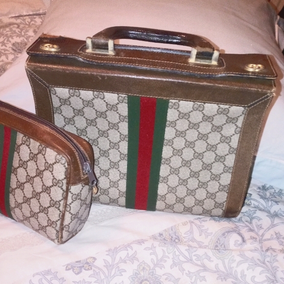 Rare vintage Gucci bag, small bag not included - Picture 1 of 9